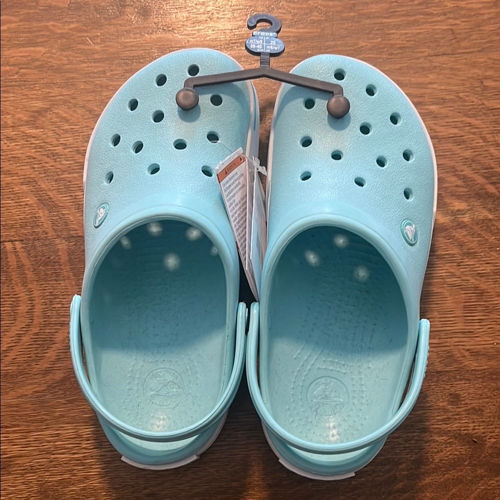 Crocs blue/white womens 9